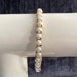 Expandable Bracelet Pearlesque Beads On Gold Tone Prong Set Links